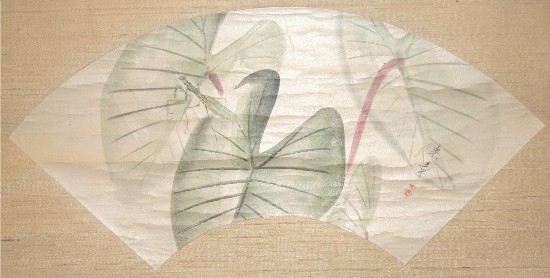 H320 中島来章筆・芋の葉に蟷螂図扇面掛軸（1）